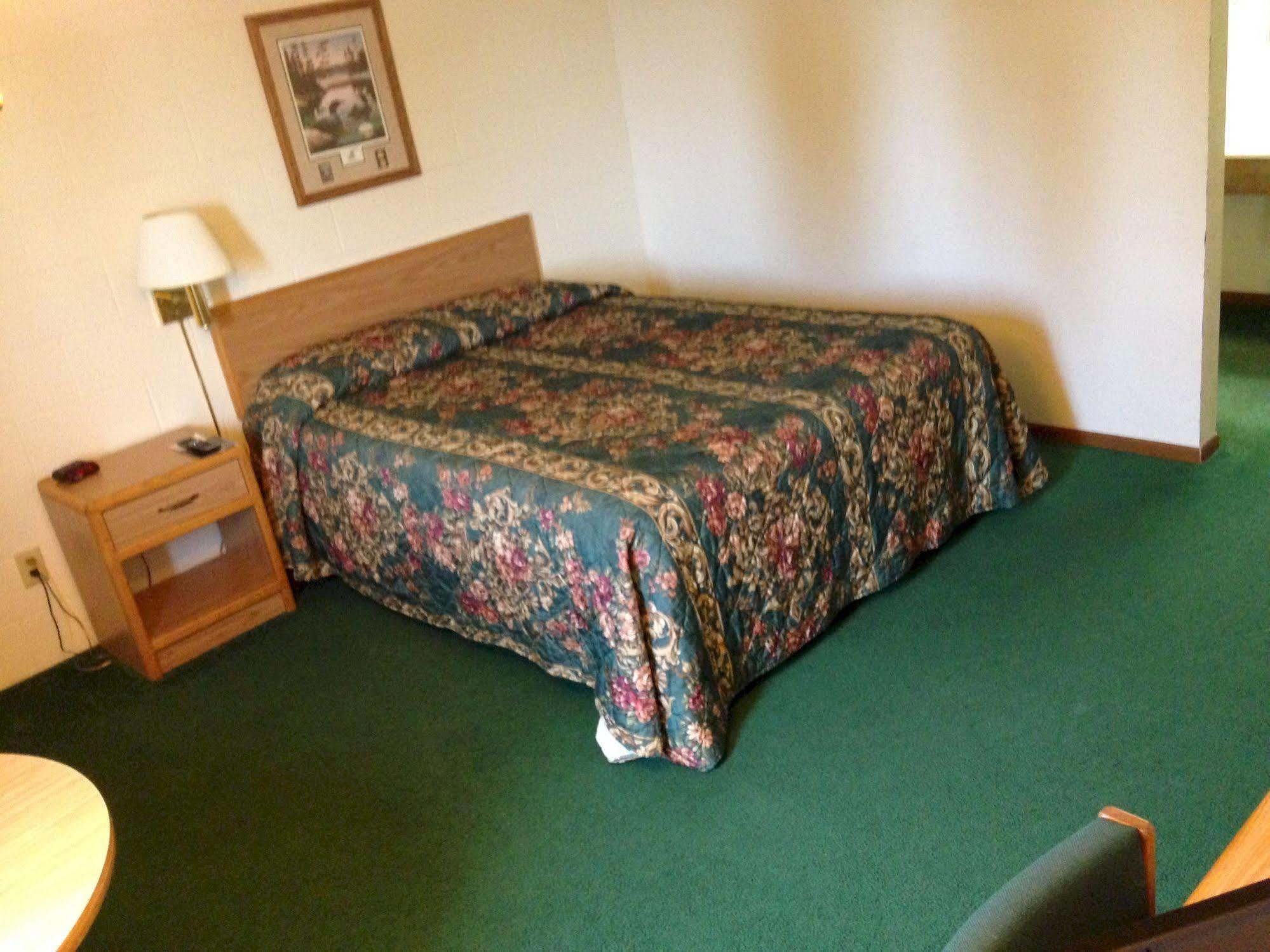 River Bend'S Walleye Inn Baudette Екстериор снимка